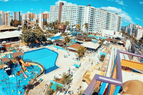 Crédito da foto: Foto de Miguel  Arcanjo Saddi: https://www.pexels.com/pt-br/foto/cidade-meio-urbano-ponto-de-referencia-ponto-historico-26756022/ Caldas Novas - GO